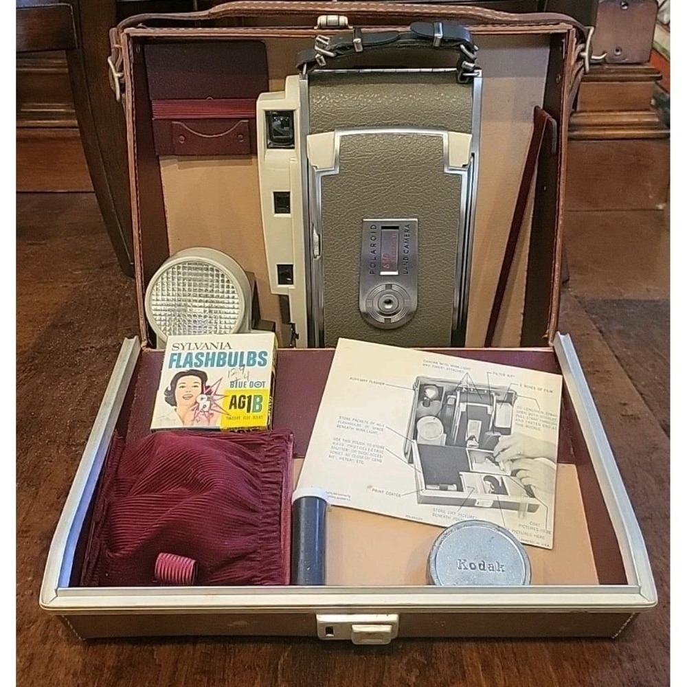 Vintage Polaroid Electric Eye 850 Land Camera Leather Case With Contents‎ Bulb